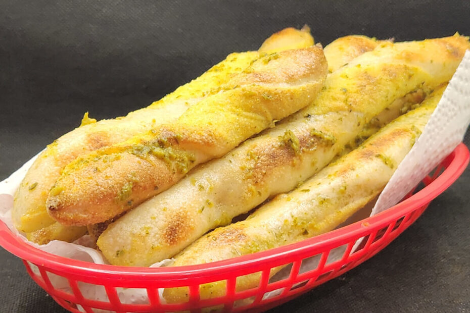 JAHZKITCHEN Basket of Twisty Bread