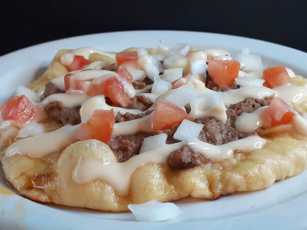 Donair Lahmacun with Toppings and Donair Sauce