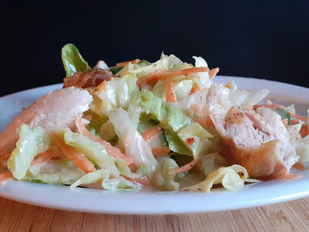 Humina Salada with Chicken