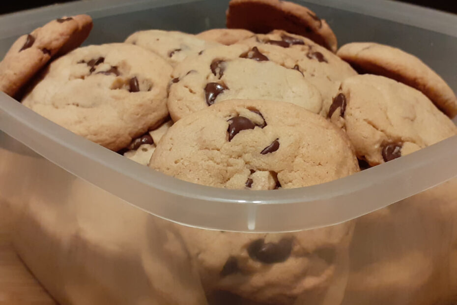 JAHZKITCHEN Chocolate Chip Cookies