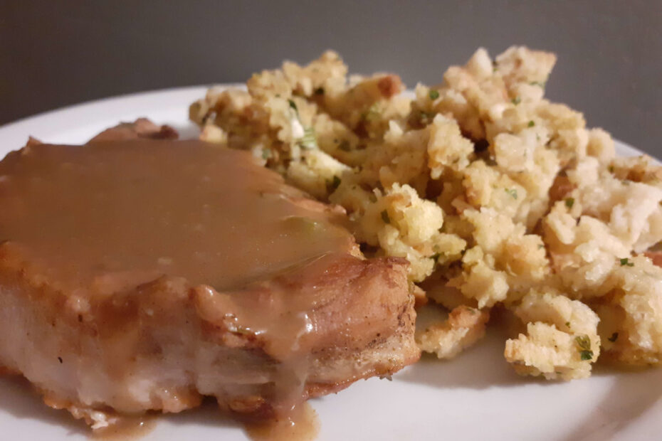 JAHZKITCHEN Pork Chops with Sage and Apple Sauce