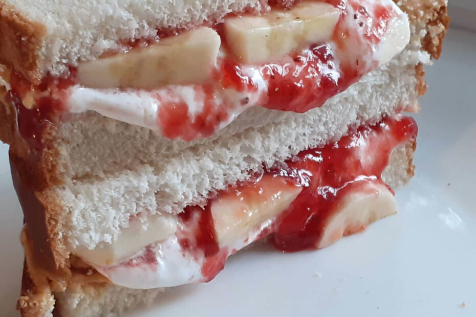 JAHZKITCHEN FluffyPBJ