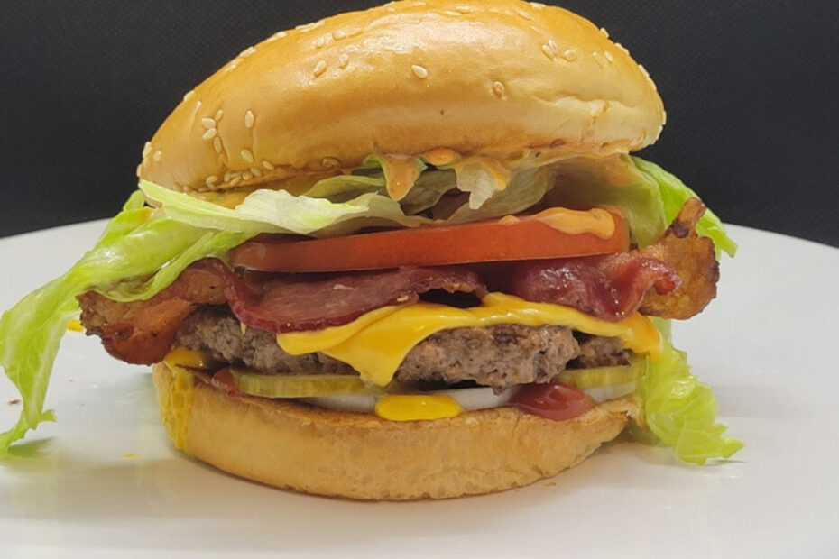 JAHZKITCHEN Homemade Teen Burger