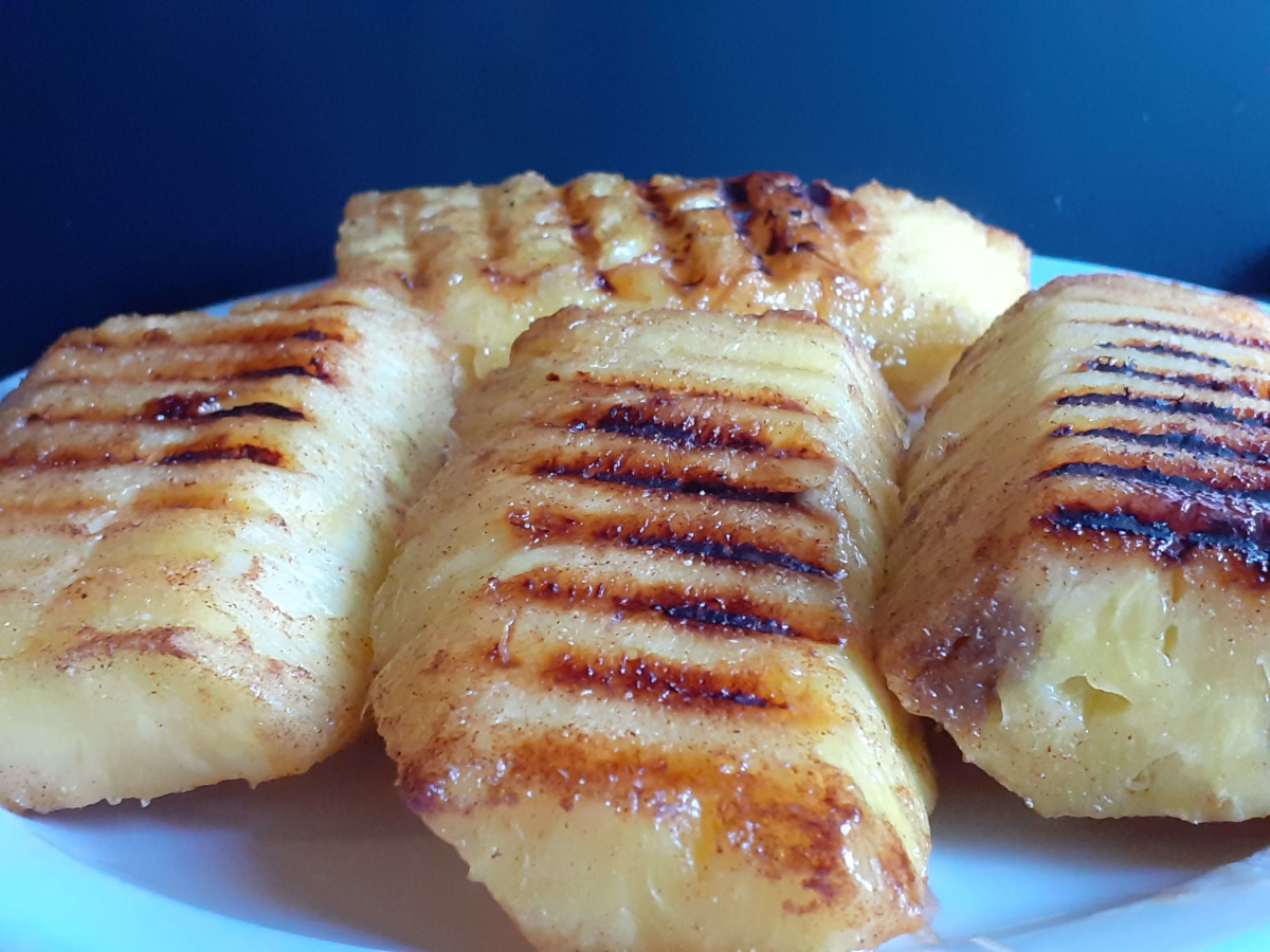 JAHZKITCHEN Grilled Pineapple