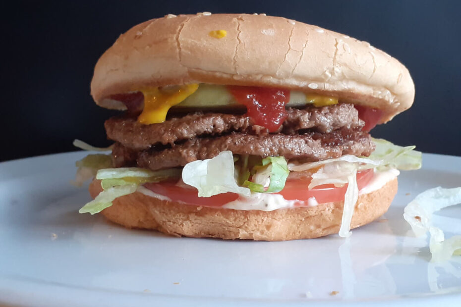 JAHZKITCHEN Double Deluxe Burger