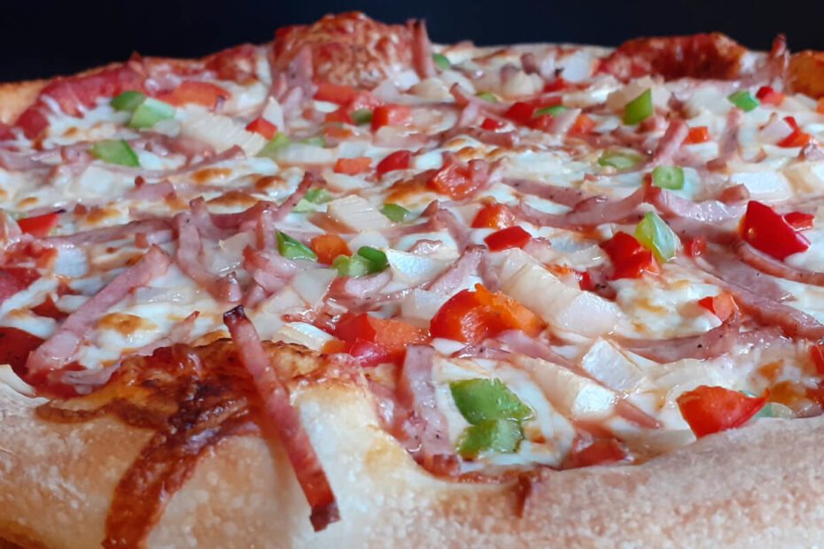 JAHZKITCHEN Kolbassa Pizza