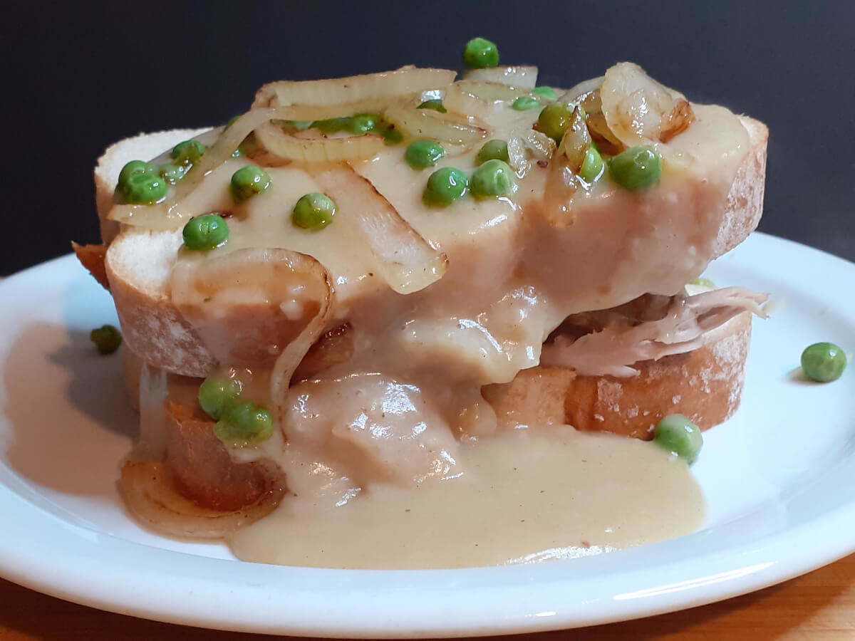 JAHZKITCHEN JFC Hot Chicken Sandwich with Toppings