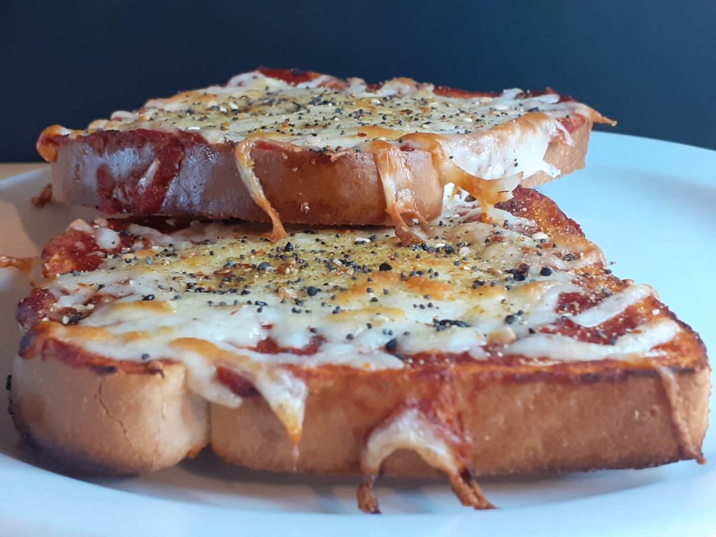 Toastizza with Bagel Seasoning