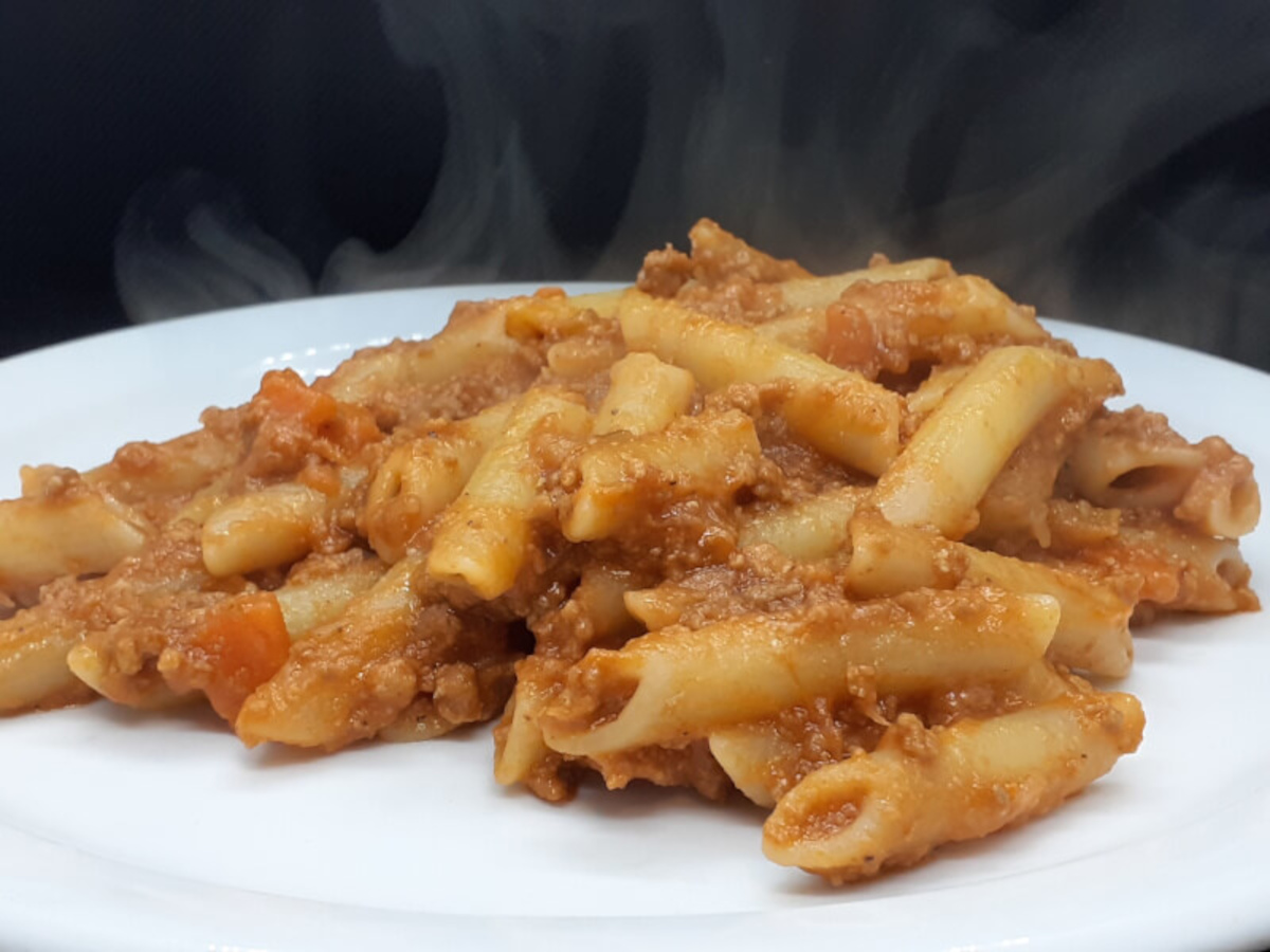 JAHZKITCHEN Penne Bolognese