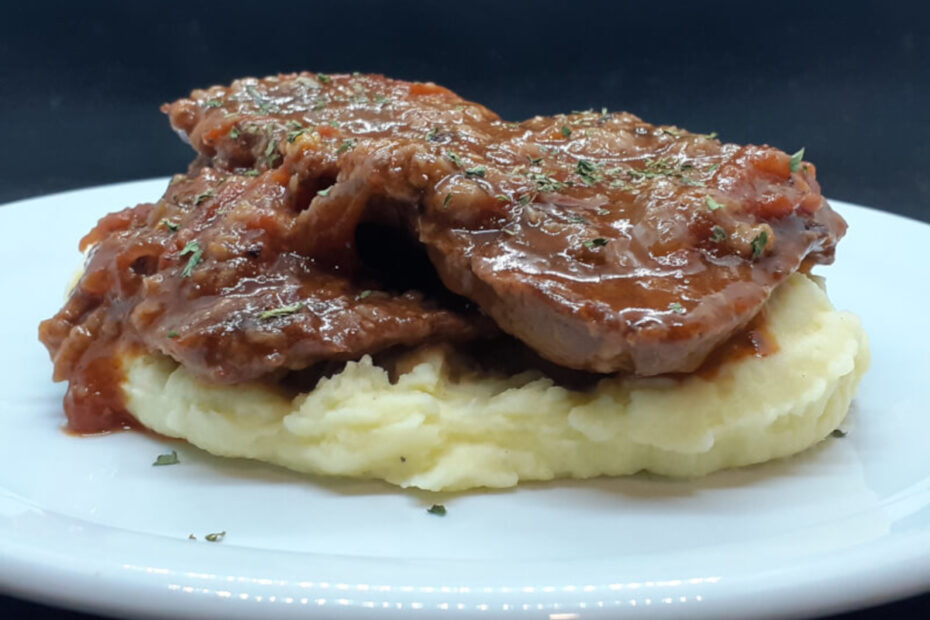 JAHZKITCHEN Beef Swiss Steak