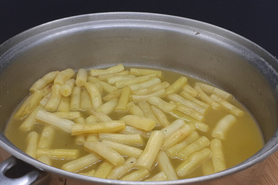 JAHZKITCHEN Cooked and Seasoned Yellow Beans