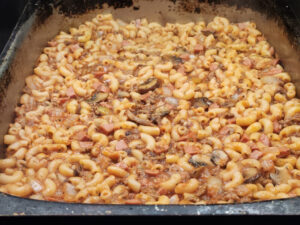 Pizza Melt Filling Beef, Hot Dogs, Onions, Mushrooms