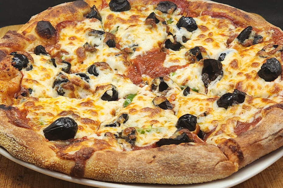 JAHZKITCHEN Sliced PRJ Pizza on a Plate